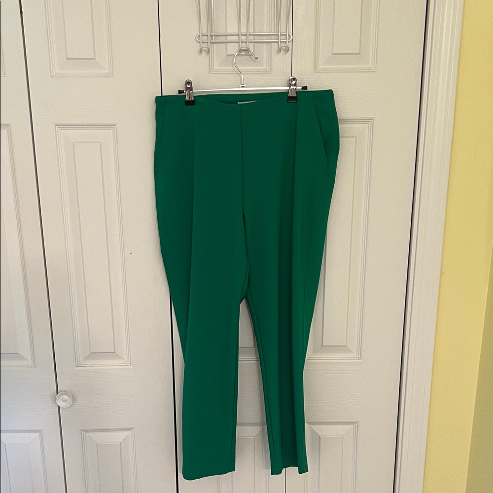 Elegant Green Women's Pants
